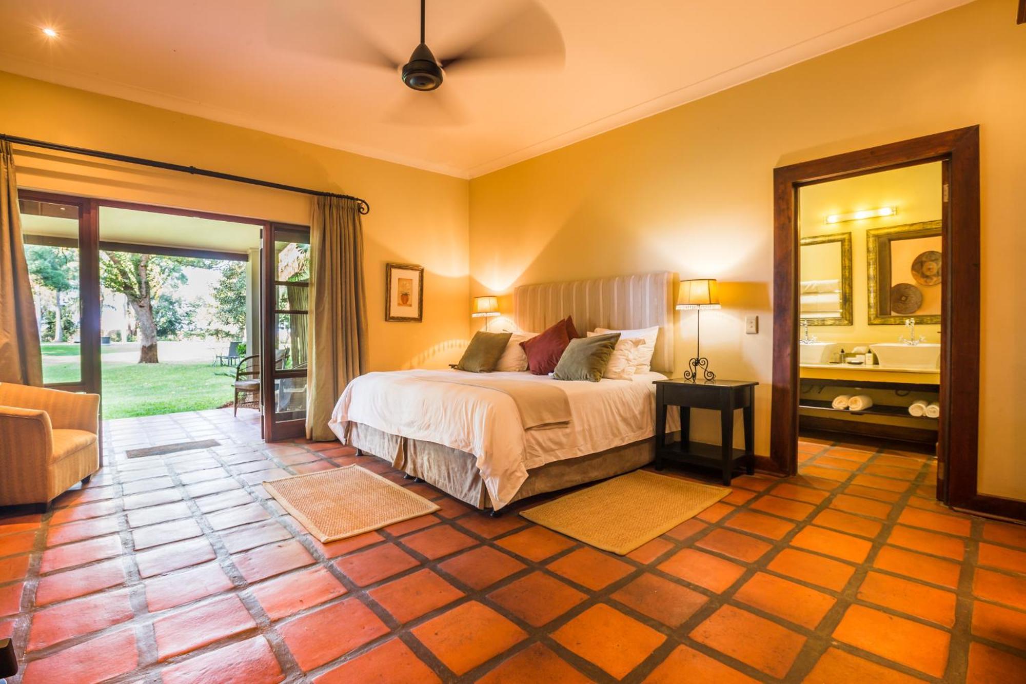 Sondela Nature Reserve & Spa Country House Бела-Бела Номер фото